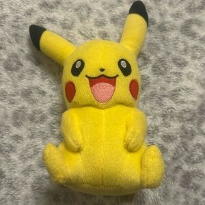 Pikachu Plush Tomy Pokémon